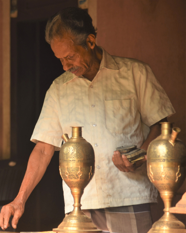 ഹുക്കയുടെ വ്യാപാരം ഇന്ന് ഒട്ടനവധി പ്രതിസന്ധികള്‍ നേരിടുന്നു. (കടപ്പാട് സോന എസ്.) 