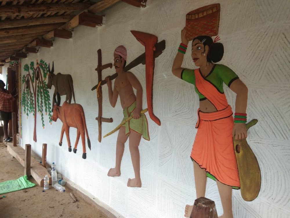 Clay relief work outside the house