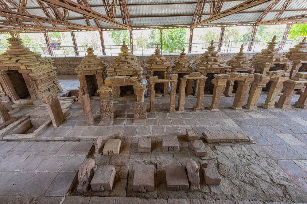 Temples reconstructed from debris