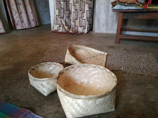 Baskets that are used by groups when they visit the houses.