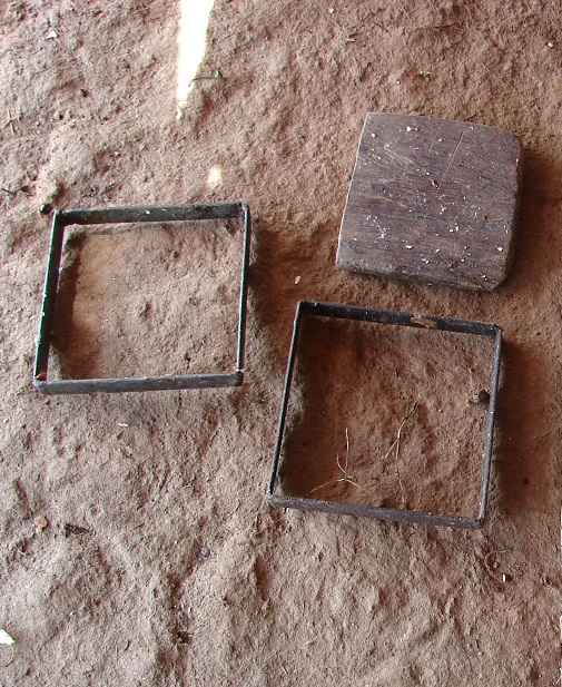 Mould used to make tamarind bricks