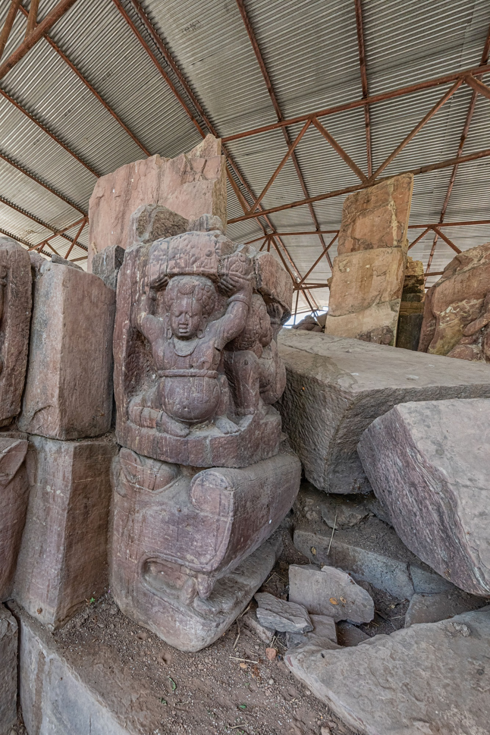 Jethani temple, load bearer