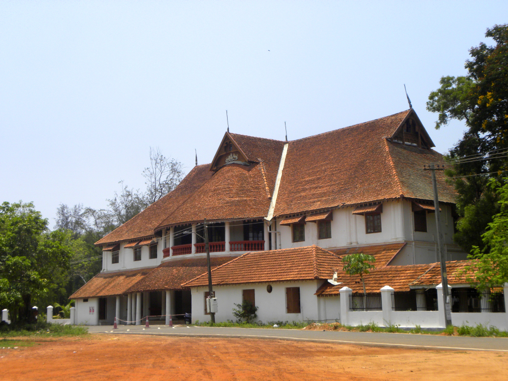 Fig. 3. A recent image of the renovated British Residency bungalow of Travancore built by Colonel Munro at Kollam where the Huzur Cutcherry (Highest administrative body) of Travancore operated from, till it was shifted to Thiruvananthapuram in 1829 (Courtesy: Wikimedia Commons, Arunvrparavur, British Residency in Kollam city)