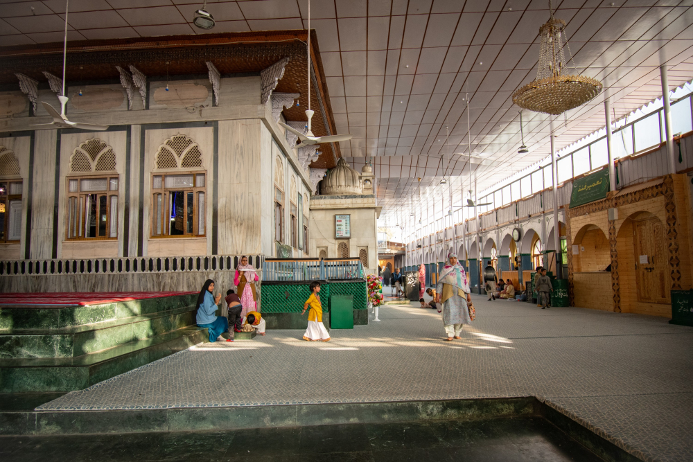 Makhdoom Sahib Shrine. (Picture Credits: Syed Muneeb Masoodi)