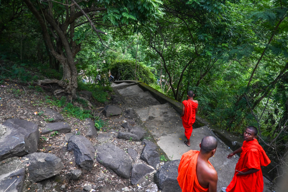 Stairs leading to the Aurangabad Caves. (Picture Credits: Anil Purohit)