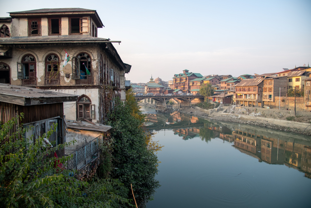 Traditional buildings in the old quarters of Srinagar. (Picture Credits: Syed Muneeb Masoodi)