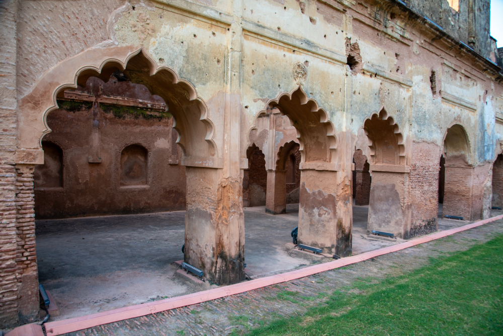 The Residency’s bullet-ridden walls and ruins. (Picture Credits: Monis Khan)