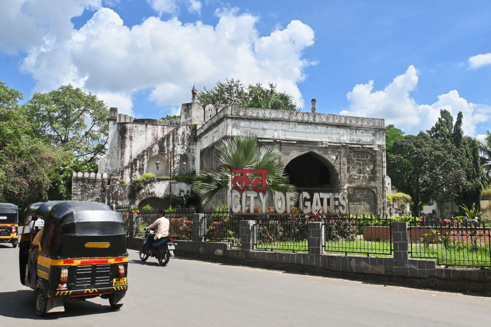Rangeen Darwaza. (Picture Credits: Anil Purohit)