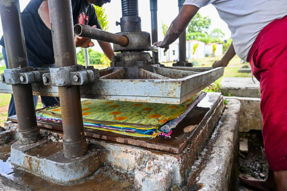 Press machine being operated. (Picture Credits: Anil Purohit)