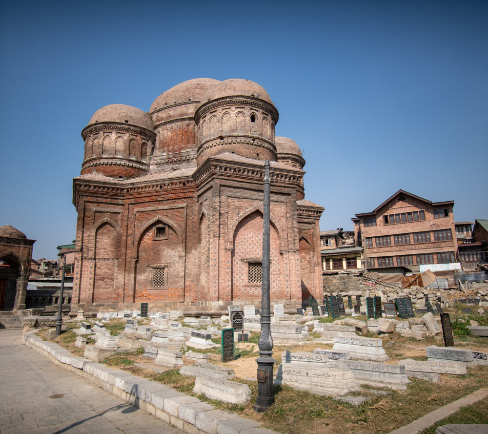 Tomb of Zain-ul-Abidin’s Mother (Badshah’s Tomb). (Picture Credits: Syed Muneeb Masoodi)