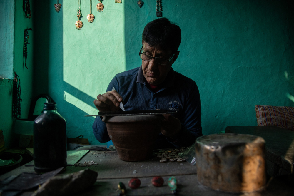Mohammad Hanief, one of Srinagar’s last turquoise jewelry artisans.