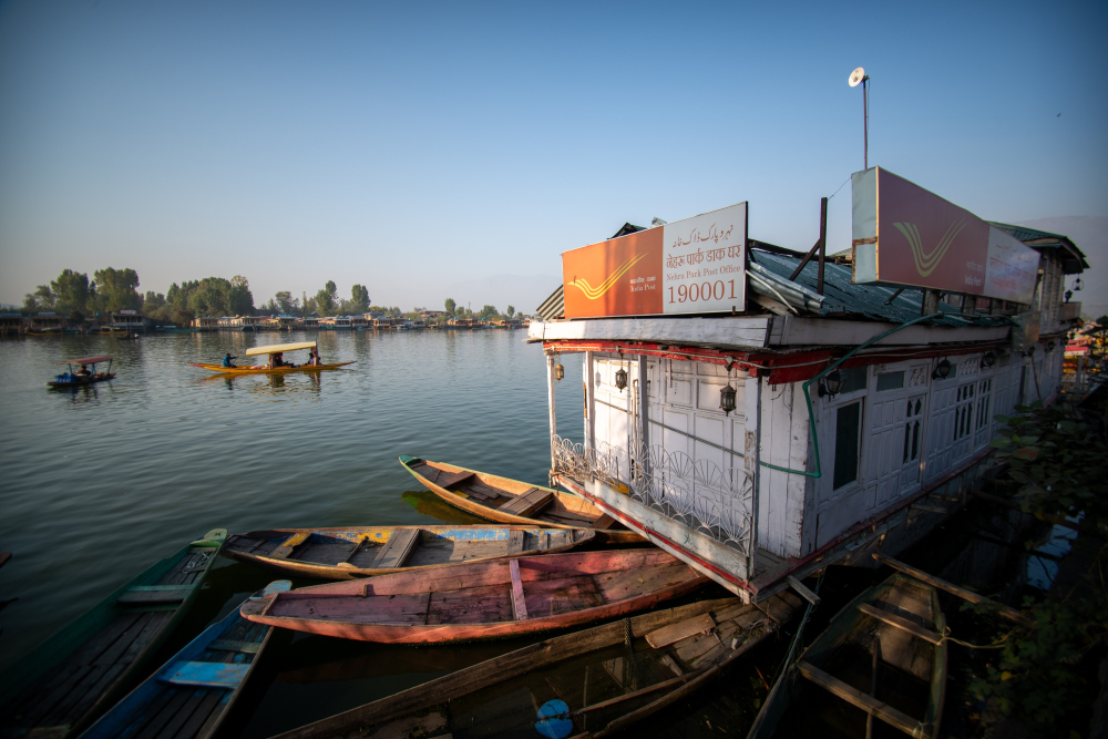 Floating Post Office. ​​​​​​​(Picture Credits: Syed Muneeb Masoodi)