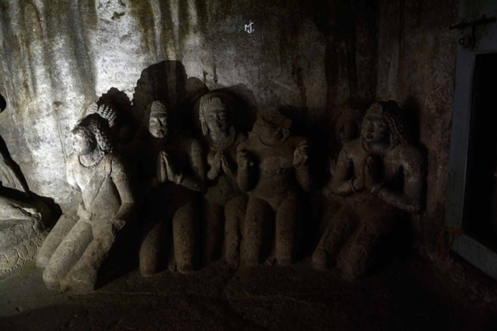Devotee figures in the main shrine of Cave 3. (Picture Credits: Sahapedia)