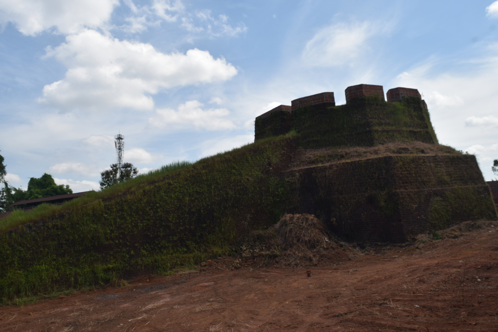 Aarikkadi Fort, Kasaragod