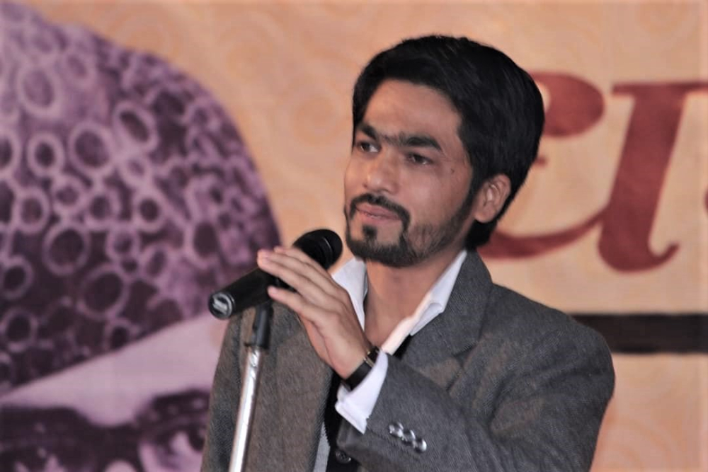 Fig. 1: Rajiv Biswakarma performing in the first Dhamari organised by Nepali Sahitya Sansthan, Siliguri, West Bengal at Dr. I.B. Thapa N. Vidyalaya School, Pradhan Nagar, Siliguri on December 26, 2015 (Courtesy: Basu Thapa Pulani)