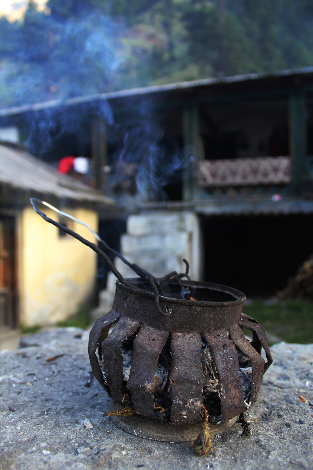 Fig 4: A choten used to burn shukpa. According to Tibetan belief, the burning of shukpa helps ward off negative energies