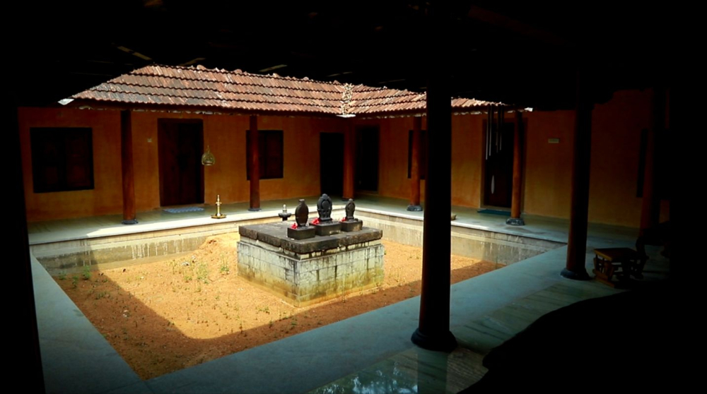  Nalukettu, the traditional mansion at Thrippunithura, with idols of family deity. Image Courtesy: Sudheer Kailas.