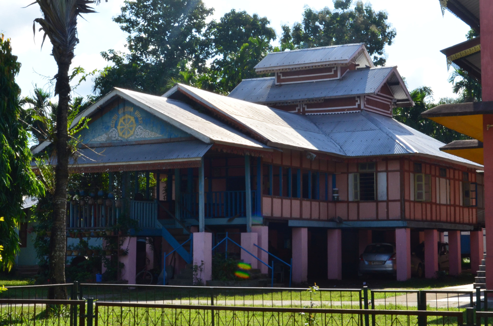 Fig. 2: Old prayer hall in Goju Buddha Bihar, Bordumsa, Arunachal Pradesh which is now used as an extension of the residing monk’s hostel. Traditionally, the prayer halls of the Theravada monasteries in Arunachal Pradesh were built on changs but, of late, there has been a shift towards cement houses, which are fast replacing these traditional prayer halls (Courtesy: Ajanta Das)