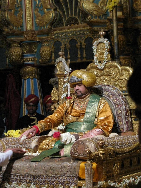 Golden Throne of Mysore, Mysore, Chinnada Simhasana, Ratna Simhasana, Thrones of India 