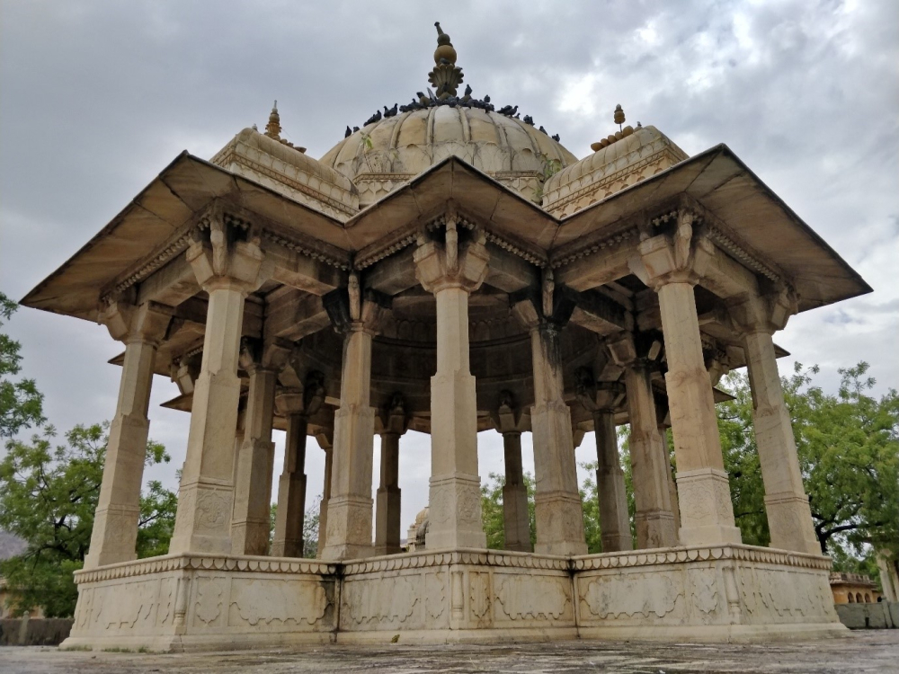 Chhattri of the queen of Sawai Jai Singh II, the first chhattri built in the Maharaniyon ki Chhatriyan, Photo: Chandni Chowdhary