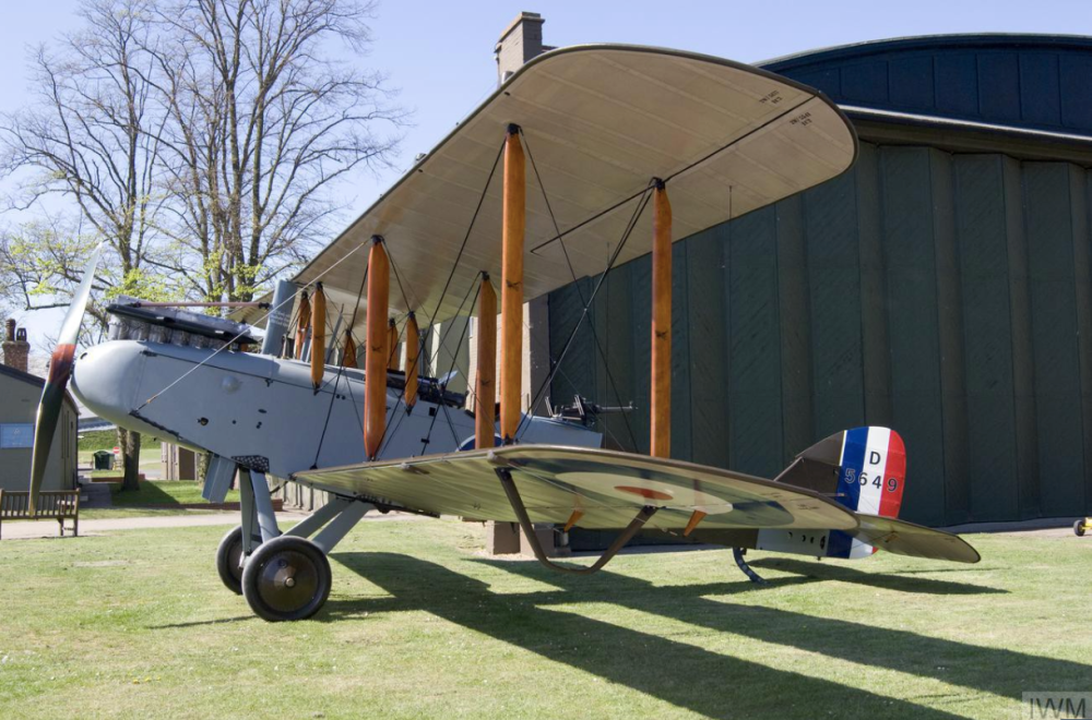 Single engine (Siddeley Deasy Puma) biplane, WW1 British bomber_IWM