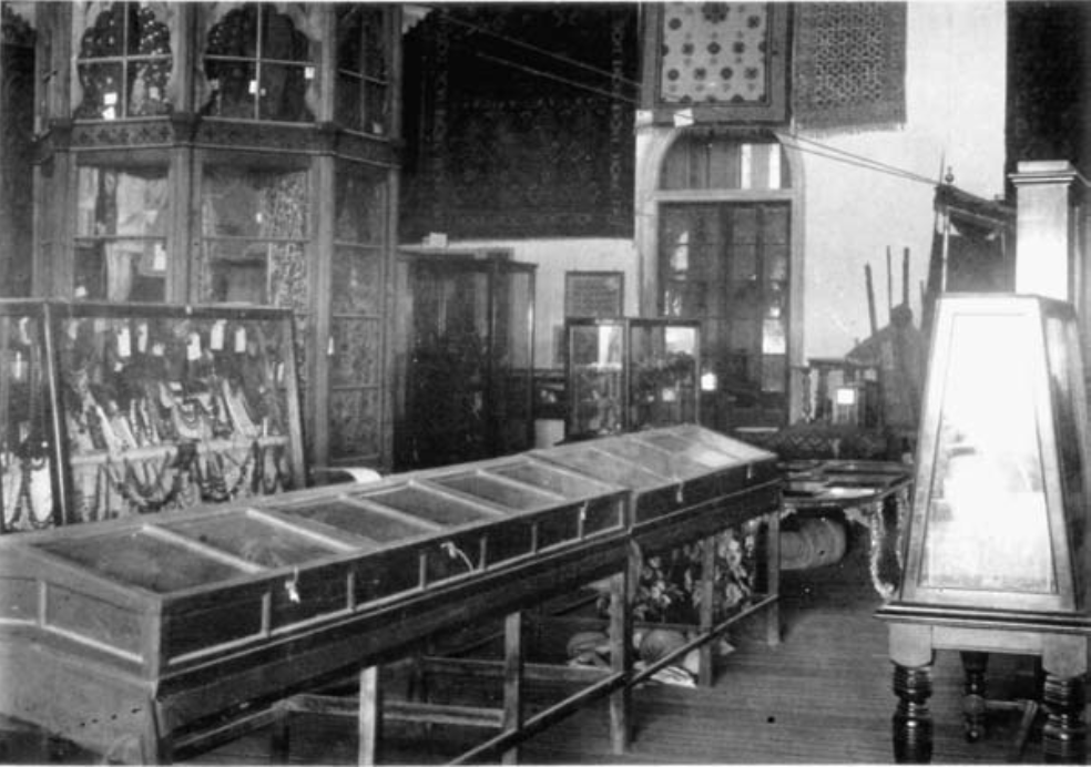 Jaipur Exhibition – South Kensington Cases, 1883, Thomas Holbein Hendley, Memorials to the Jeypore Exhibition, Vol. 4, Courtesy: Hathi Trust