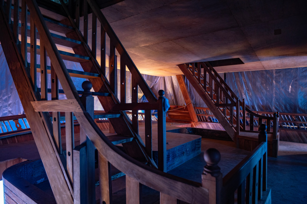 Stairs to the upper deck of the uru.