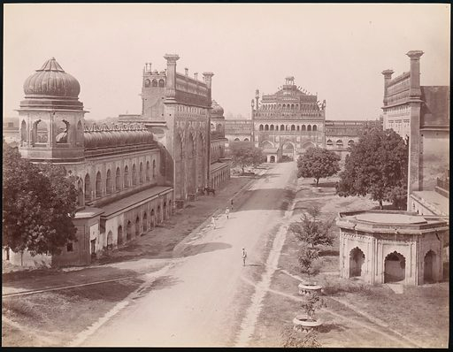 A colonial-era print of Rumi Darwaza and the gateway of Bara Imambara. (Picture Credits: The Metropolitan Museum of Art)