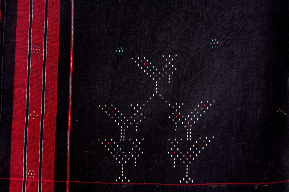 The peacock (mor) is another traditional and recurring motif, and often a combination of peacocks is used to create bigger desings.