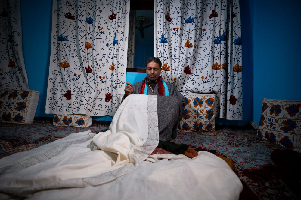 Sozni artisans carry forward a family legacy, mastering the craft for over four decades.