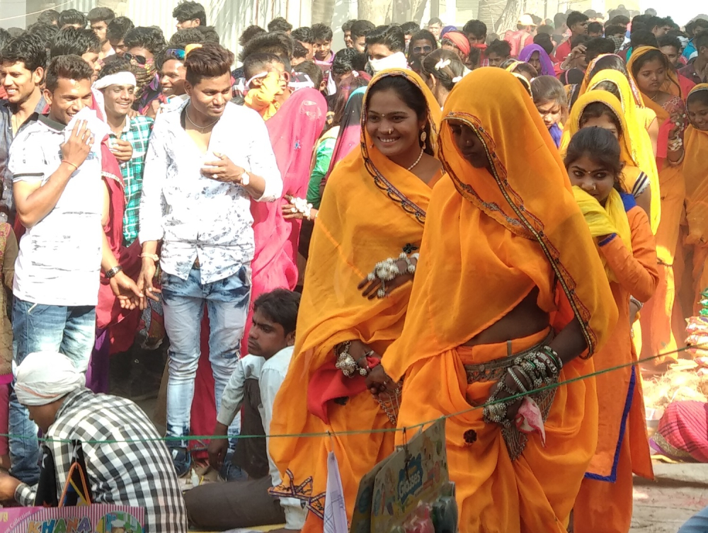 holi rituals, bhagoria, bhagoriya haat, madhya pradesh festivals, 