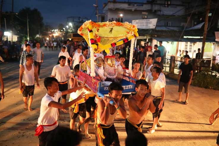 Fig. 13 Lai lam thokpa or street procession of the shrine of Puthiba, Khurai, Imphal 2017 (Courtesy: ©Soibam Pritam Singh).      
