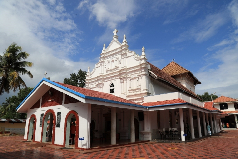 Fig 1: St. Mary’s Jacobite Syrian Church at Angamali (Courtesy: Cyriac)