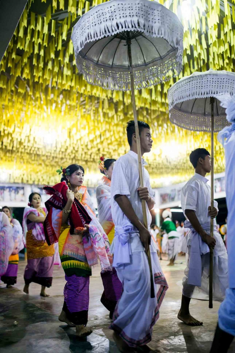 Fig. 9 Men (young and old), women (young and old, married and unmarried) are variously assigned to carry specific items of the sacred objects for the laibou rituals. Shrine of Ima Lai-Khullembi. Khurai, Imphal 2017 (Courtesy: ©Soibam Pritam Singh).