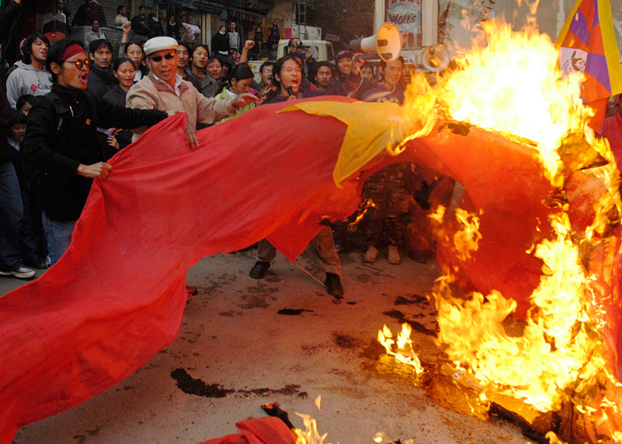 Tenzin Tsuende, Dharamshala, Tibetan Exile
