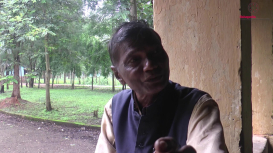 Embedded thumbnail for Mushtak Khan in Conversation with Sonadhar Lohar on Iron Craft
