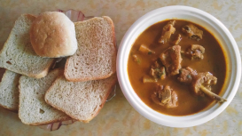 Embedded thumbnail for Making East Indian Chicken Khuddi Curry with Genevieve D'Souza